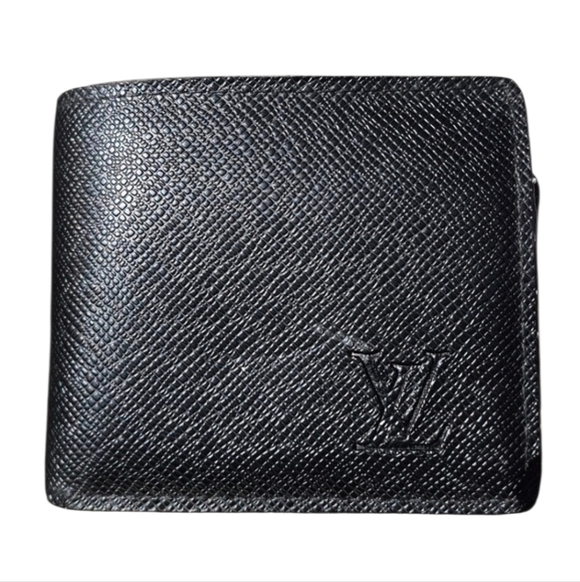 Louis Vuitton Black Taiga Leather Slender Bifold Wallet, Onesize, Black. - Picture 3 of 7